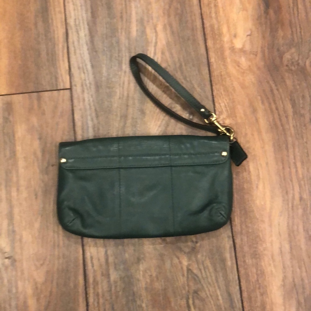 Coach clutch - Picture 2 of 4